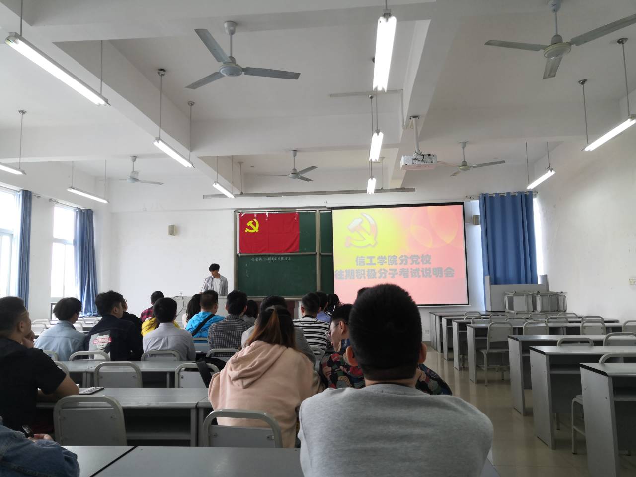 a1.jpg a1.jpg
